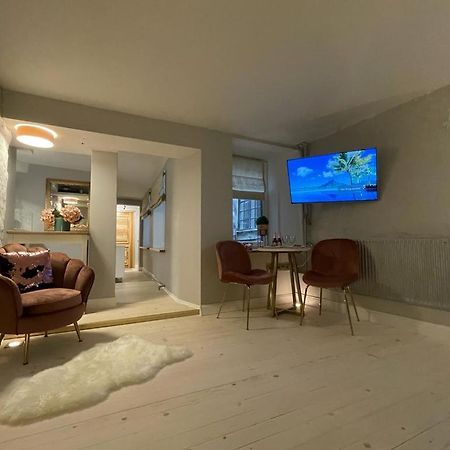 Cute Apartment For Young Travellers Riga Exteriör bild