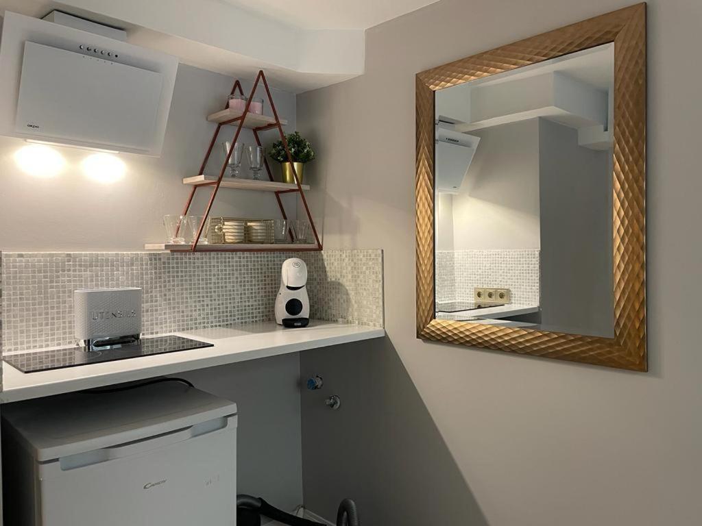 Cute Apartment For Young Travellers Riga Exteriör bild