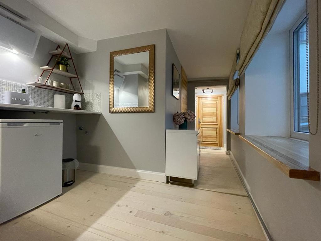 Cute Apartment For Young Travellers Riga Exteriör bild